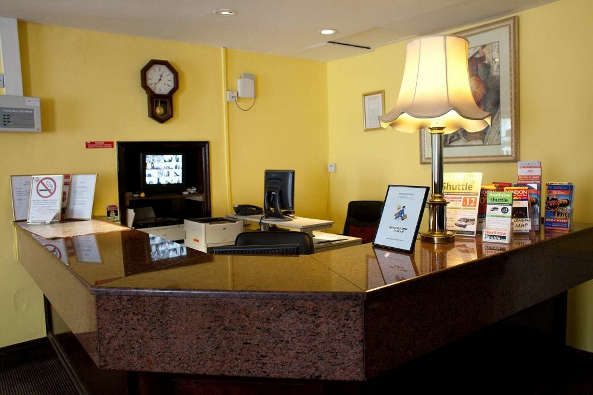 Rose Court Hotel Londen Buitenkant foto